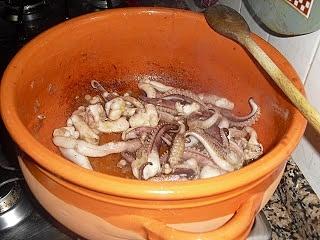 Totani ripieni al sugo