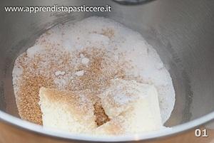 Biscotti americani con cioccolato e arachidi