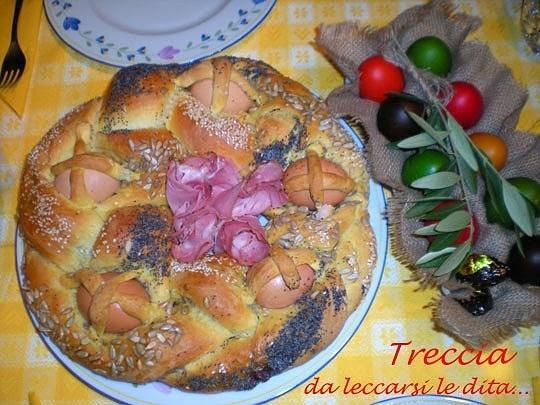 Treccia di Pasqua ripiena