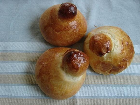 Colazione con brioches fatti in casa
