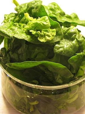 Come usare la clorofilla in cucina per preparare piatti verdi brillanti