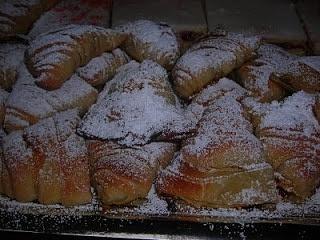 Sfogliatelle Ricce Napoli tradizionali