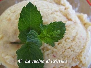 Gelato di pesca e miele