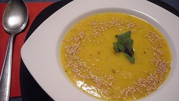 Vellutata di zucca con cannella