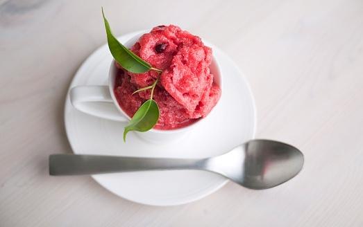 Sorbetto alle fragole di Guido Martinetti