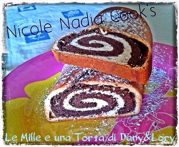 Rotolo bicolore con impasto al cacao e presente ricorda nicole nadia