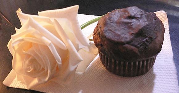 Muffins cioccoglassati con sorpresa