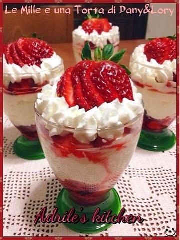 Coppe deliziose con mascarpone e fragole