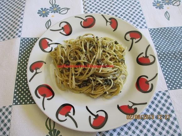 Spaghetti al pesto fai da te