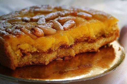 Crostata al limone e pinoli