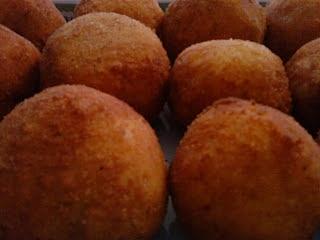 Arancini di riso tradizionali alla siciliana per Santa Lucia