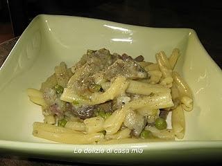 Casarecce funghi piselli e cuori di carciofo