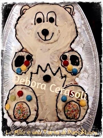 Torta a forma di orsacchiotto