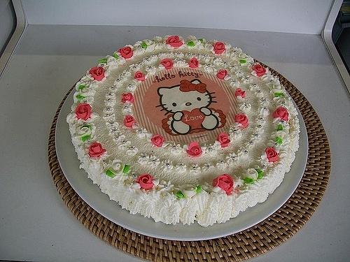 Torta di compleanno classica per bambini