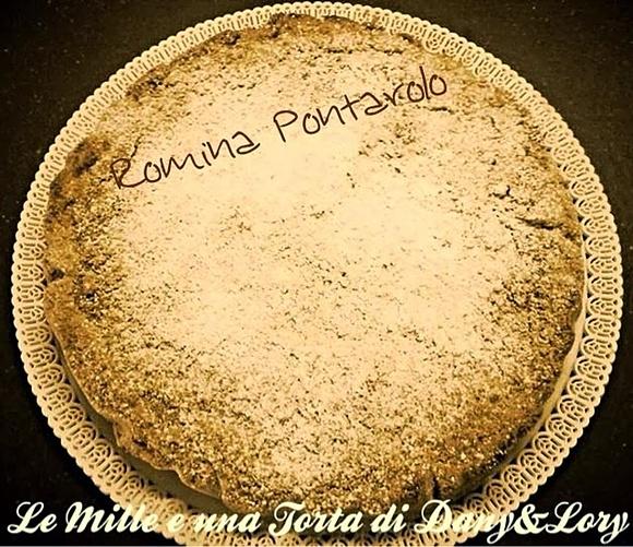 Torta sbriciolata con crema di ricotta e amaretti