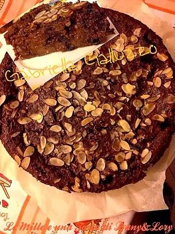 Torta di pane al cacao e gocce di cioccolato