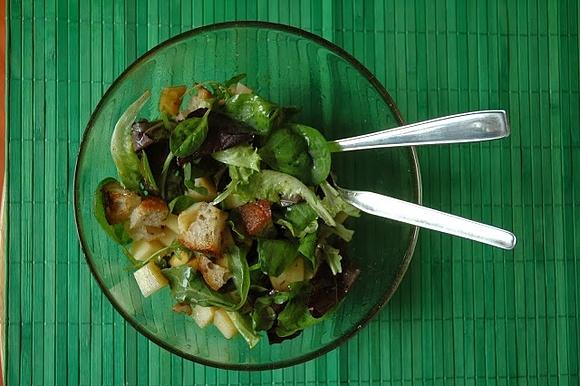 L'insalata di passaggio dal caldo estivo al fresco