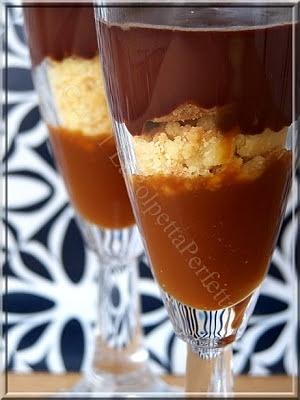 Bicchierini al caramello salato e ganache fondente