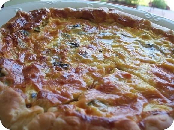 Quiche di zucchine con pancetta e cipolla