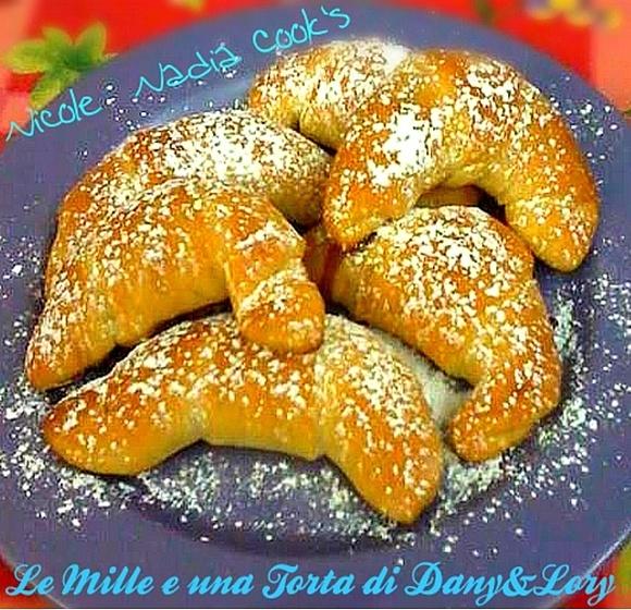 Cornetti morbidissimi allo yogurt