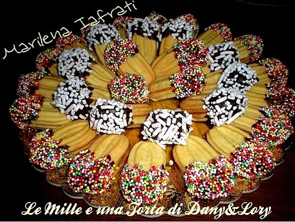 Pasticcini di pasta frolla montata