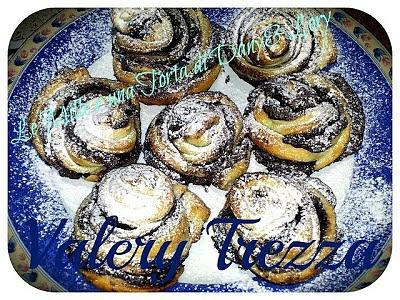 Girelle di pasta sfoglia alla Nutella