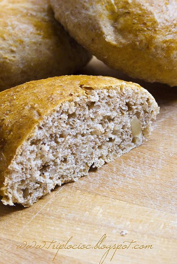 Panini semiintegrali alle noci