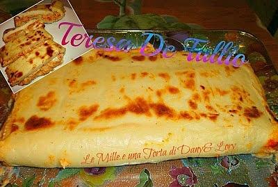 Maxi crepes ripiena di ricotta peperoni e mozzarella