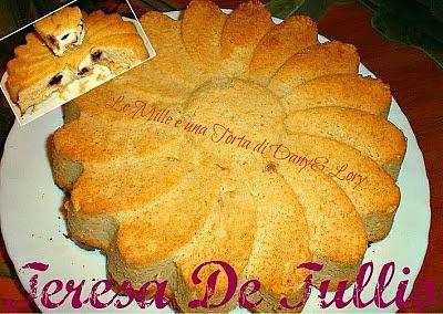 Fiore di frolla con ricotta e marmellata