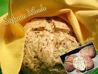 Pane di farro e grano saraceno con semi di lino