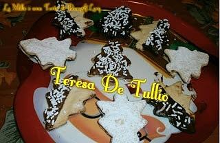 Alberelli di frolla ripieni di Nutella