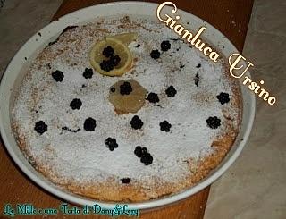 Torta ai frutti di bosco senza zucchero e nocciole