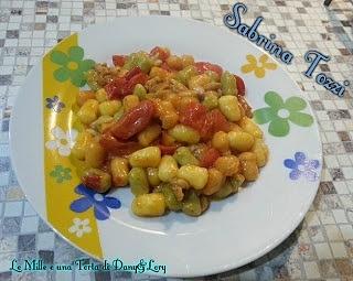 Gnocchetti tricolore con vongole pachino e pinoli