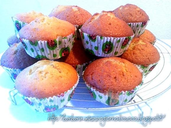 Muffin sette vasetti con cuore di marmellata