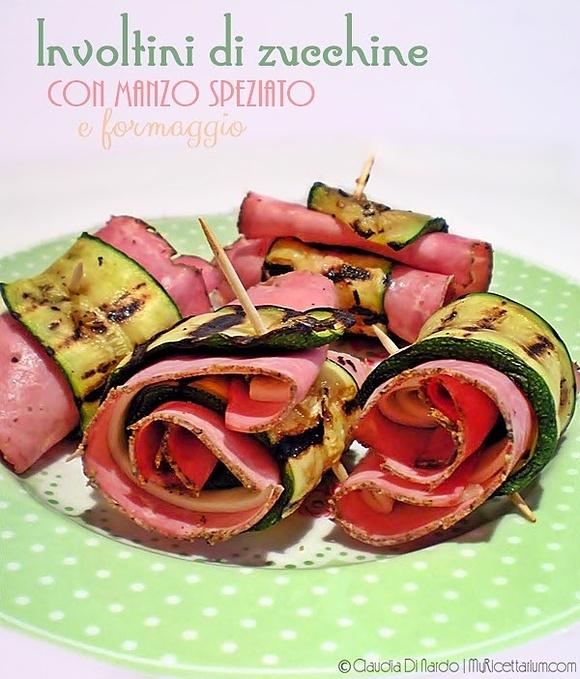 Involtini di zucchine con carne speziata e formaggio