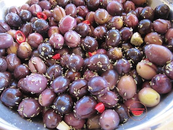 Olive nere biologiche alla monacale