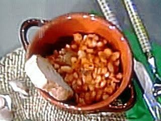 Fagioli all'uccelleto con salsicce