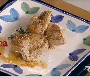 Tasca di lonza di maiale con cavolo e scamorza