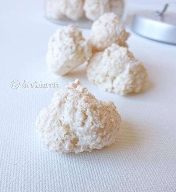 Cocchini croccanti al cocco per la festa della mamma