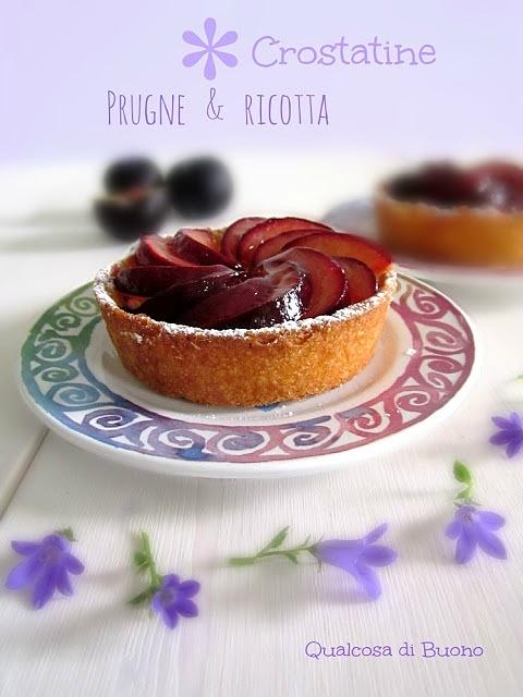 Crostatine ricotta e prugne