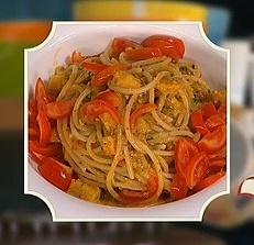 Spaghetti Benedetta con basilico, menta e pomodorini