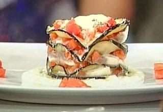Parmigiana di melanzane e pesce spada con burrata