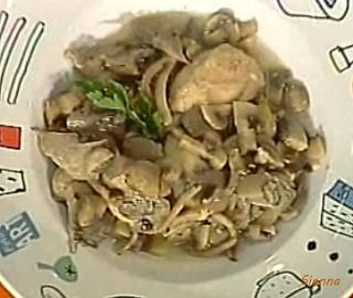Gnocchi di ricotta con funghi e prezzemolo