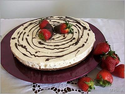 Torta fredda di yogurt alla vaniglia e cioccolato