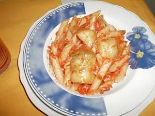 Pasta con prosciutto e carciofi