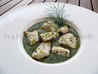 Gallinella saltata al lime e zenzero con passata di patate e mare