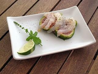 Carpaccio di gamberi con fichi lime e menta