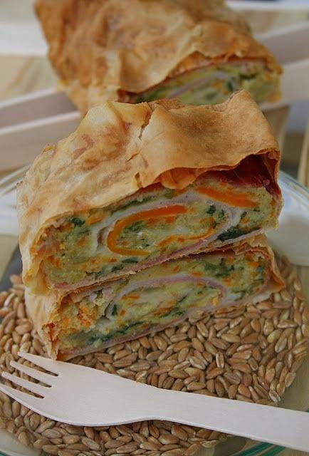 Strudel di verdure primaverili al prosciutto