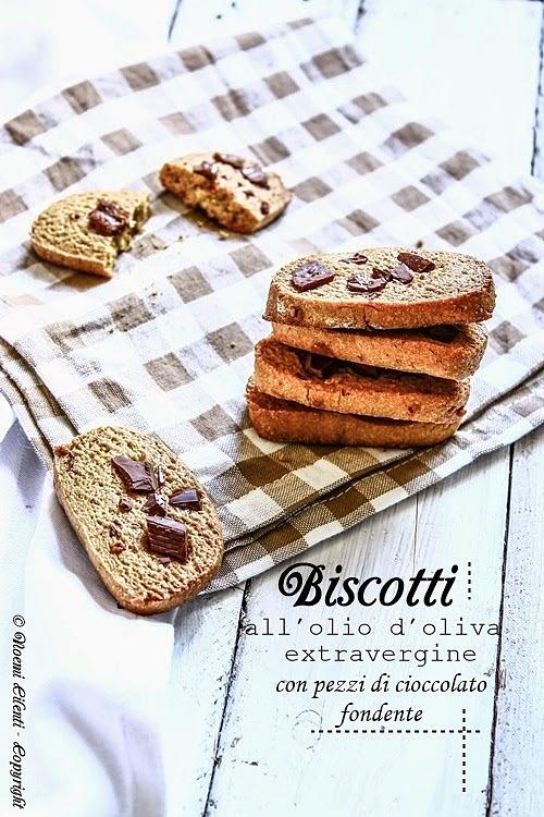Biscotti con olio extravergine d'oliva e cioccolato fondente