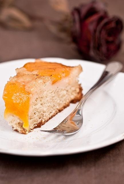 Torta rovesciata alle pesche sciroppate